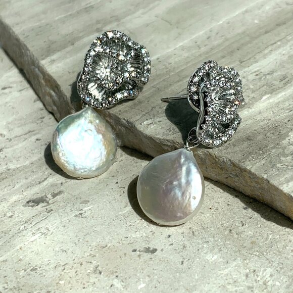 NEW ~ Anthropologie Shashi "Arya" Pearl Drop Earrings - Picture 2 of 8